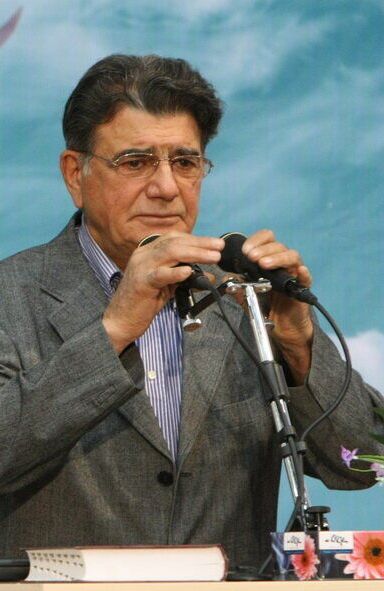 پزشک شجریان: استاد در قید حیات هستند