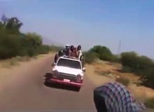 چپ کردن وحشتناک خودروی حامل میهمانان مراسم عروسی + فیلم