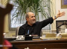 امام من را صدا کردند و گفتند حاج محسن تیمسار فلاحی حُر است به ایشان احترام بگذارید.