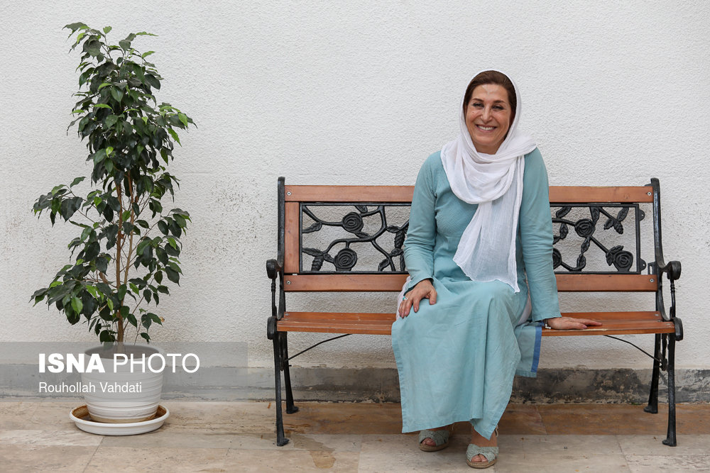 گپی با فاطمه معتمدآریا از “بنفشه آفریقایی” تا زشتی ابتذال و ….