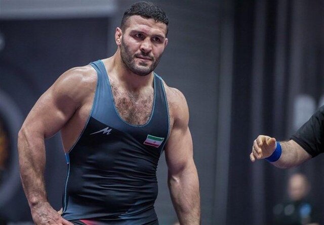 خط و نشان استقلال در کشتی آزاد