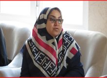 ناگفته‌های خانم مجری که دستش توسط ضدانقلاب قطع شد