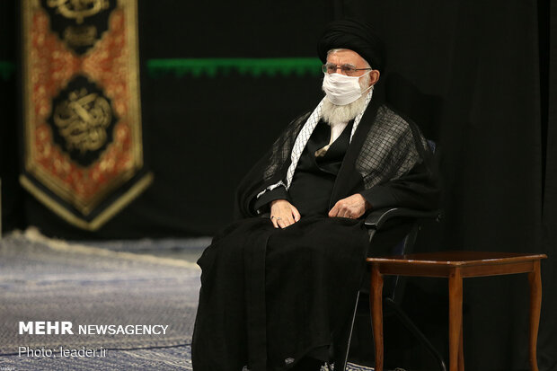 مراسم قرائت زیارت اربعین با حضور رهبر معظم انقلاب آغاز شد