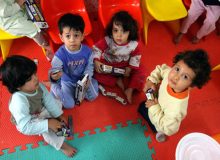 «مهد کودک» جایگزین «مهر مادری» نیست