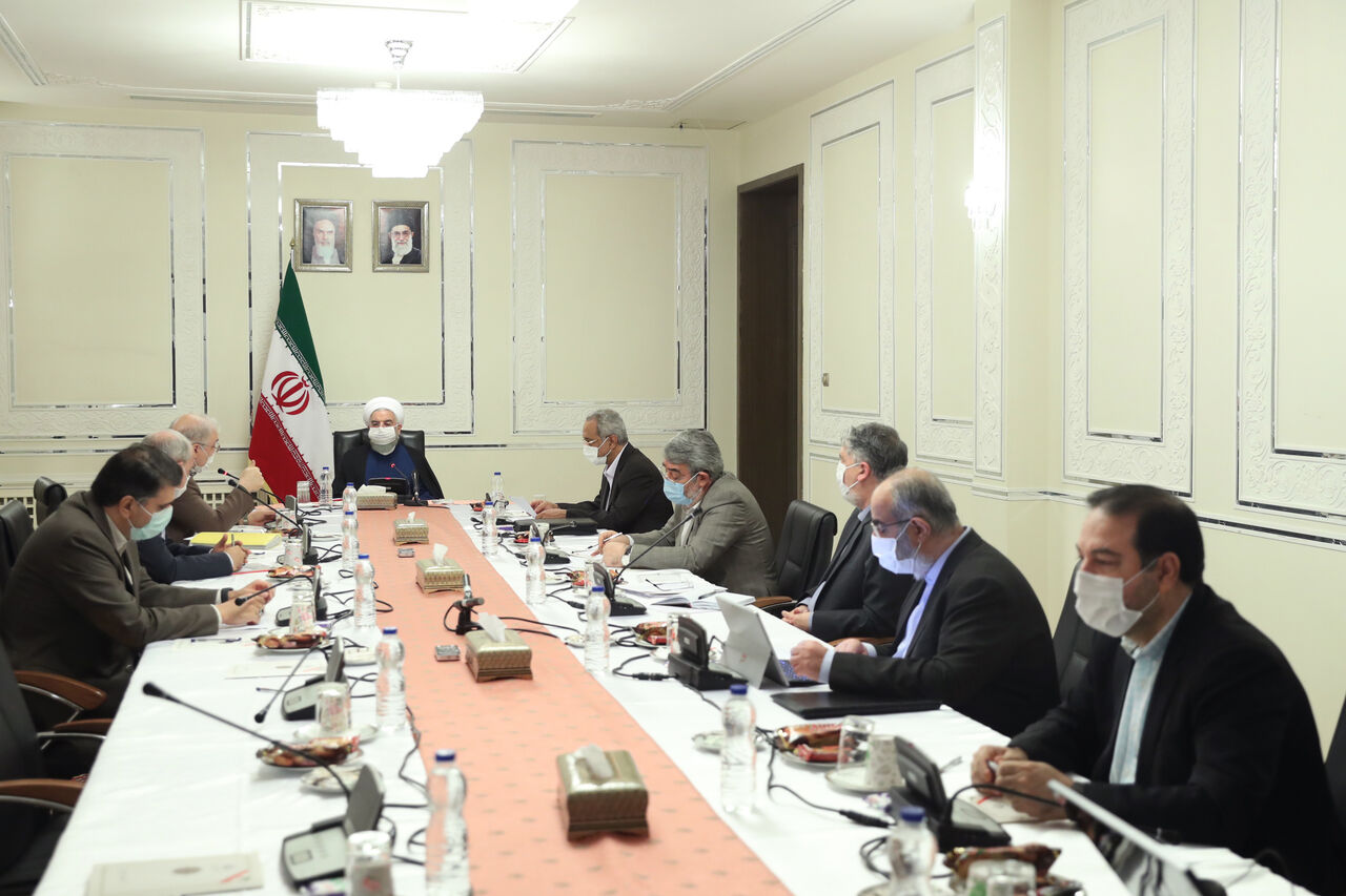 مداخله فوری از طریق اعمال محدودیت های شدید برای ۲ هفته در مناطق قرمز موثر است