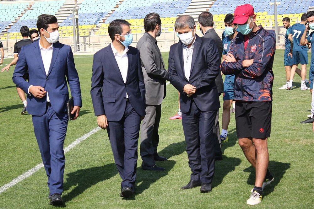 جیب خالی پرسپولیس، پز عالی مدیران