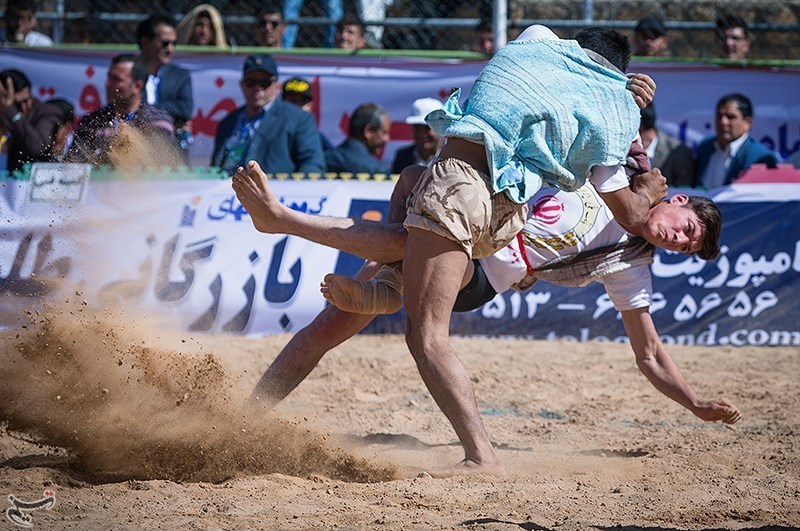 چوخه را تبدیل به چوگان نکنید!