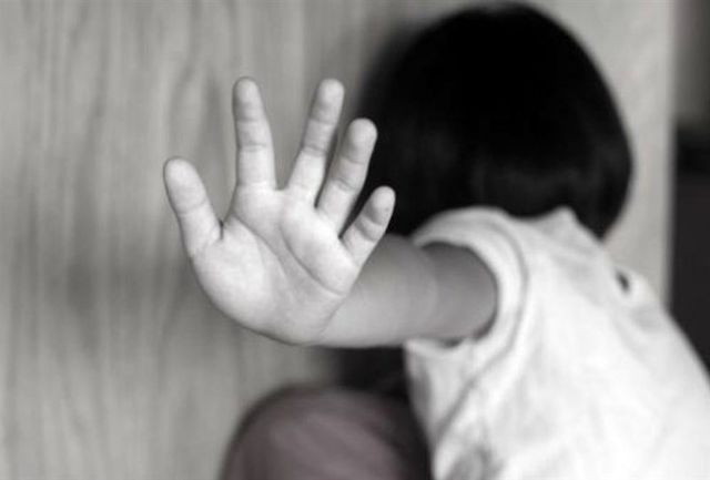 آزار شیطانی دختر بچه 7 ساله در خانه مادر بزرگ / مسافر تهران شیطان بود
