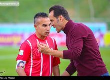 پاسخ کنایه‌آمیز علی کریمی به احمدی‌نژاد!