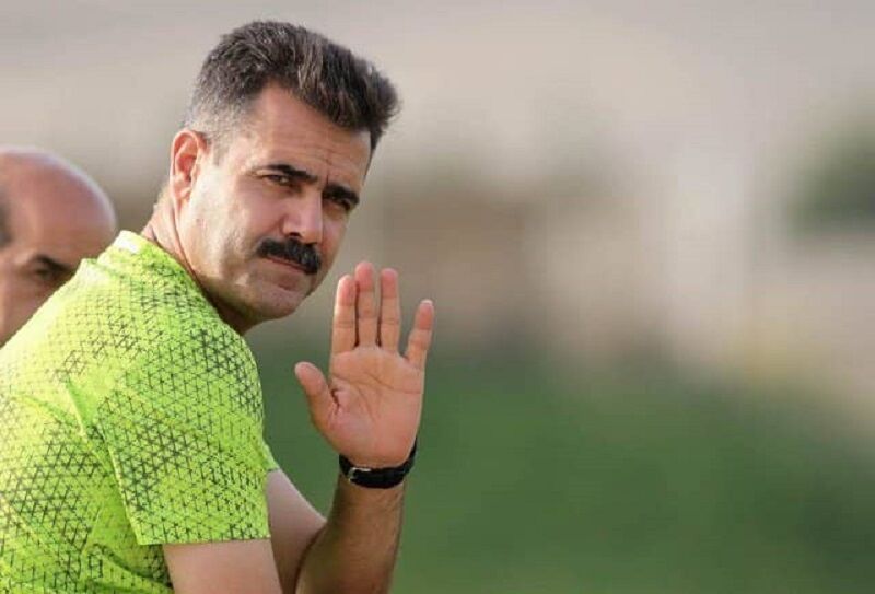 به افتخار تیم پورموسوی باید ایستاد و دست زد