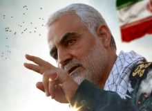 عکس دیده نشده از حاج قاسم و فرزندانش