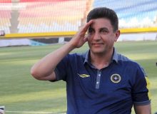 قلعه نویی : پشت علی کریمی قاطعانه بایستیم / علی دایی می تواند رییس AFC  شود