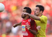 پرسپولیس و سپاهان به نفع رقبا مساوی کردند