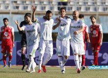 پرسپولیس دفاع نداشت و راحت باخت !