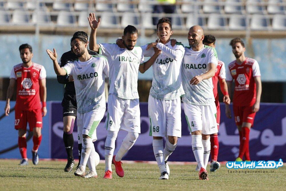 پرسپولیس دفاع نداشت و راحت باخت !