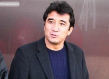خداداد عزیزی :خاک بر سر این فوتبال اگر کسی جز علی کریمی رای بیاورد!