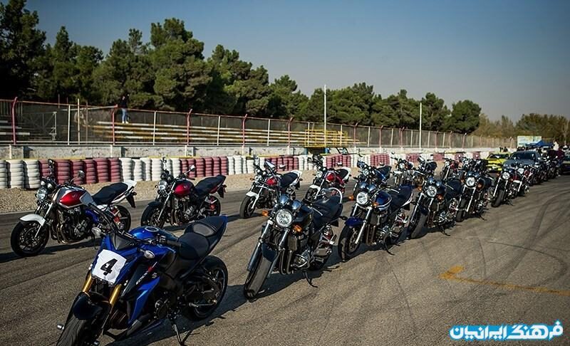مراسم شائبه‌برانگیز کاندیدای انتخابات فدراسیون موتورسواری و اتومبیلرانی در مشهد!