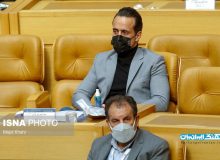 واکنش کنایه‌آمیز علی کریمی به طعنه معاون وزیر/ از کدوم پزشک‌ها هستی؟