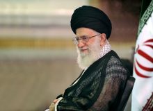 فرمانده کل قوا: سپاه با قدرت به فعالیت‌های شایسته خود ادامه دهد