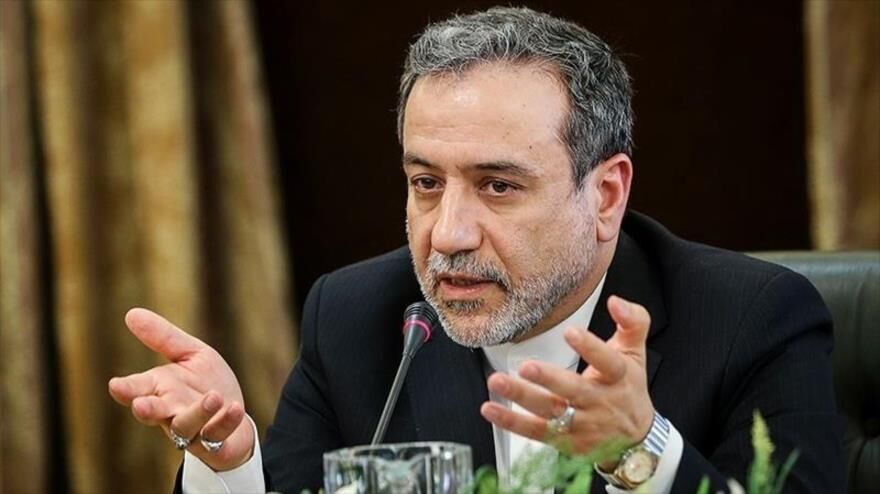 عراقچی: قبل از لغو کامل تحریم‌ها اقدامات هسته‌ای ایران متوقف نمی شود