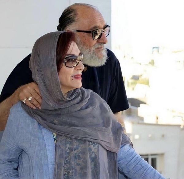 عکسی متفاوت از داریوش ارجمند و همسرش