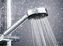 دوش گرفتن روزانه این خطرات را دارد