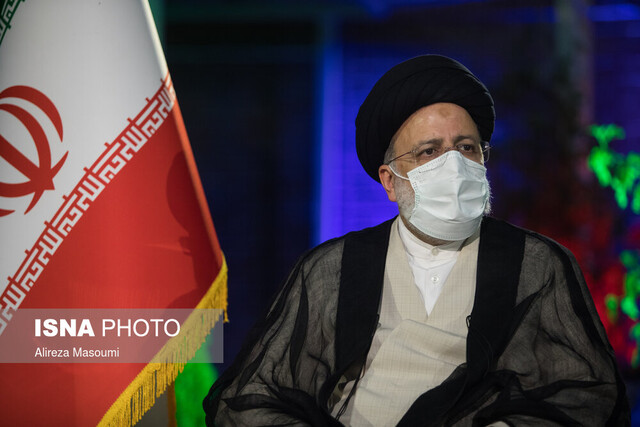 همه تلاش خود را برای بازکردن گره‌های کشور به کار می‌بریم