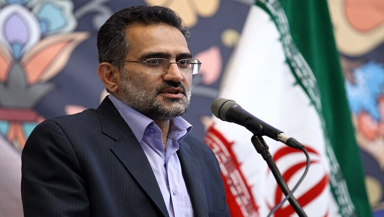معاون پارلمانی رییس جمهوری فعالیت خود را به طور رسمی آغاز کرد