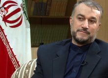 از هرگونه ابتکار عمل منطقه‌ای مقامات عراق استقبال می‌کنیم/لازم بود سوریه هم دعوت شود