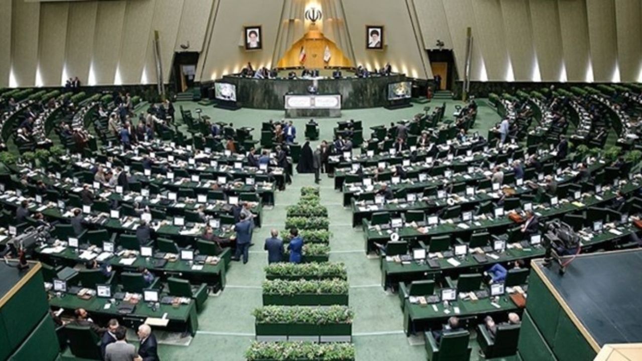 رییس جمهور لیست وزرای پیشنهادی را تقدیم مجلس کرد