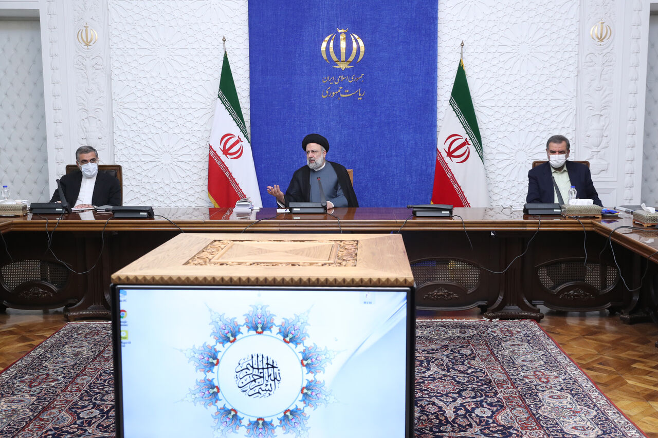 رییسی: دولت ۴ گام تحولی در مقابله با کرونا برداشته است