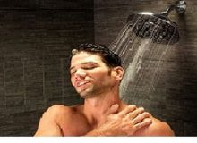 صبح ها دوش بگیریم یا شب ها؟