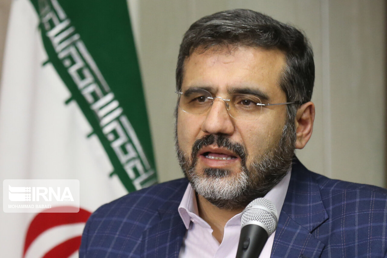 وزیر فرهنگ: آثار سینمایی دفاع مفدس مورد حمایت ویژه قرار می گیرند