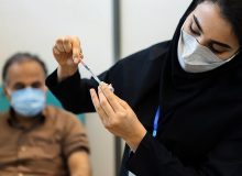 واکسن ستیزی فقط مختص ایران نیست/عده ای می خواهند واکسن ستیزی را به مذهب ارتباط دهند، در حالیکه علمای ما واکسن زده اند