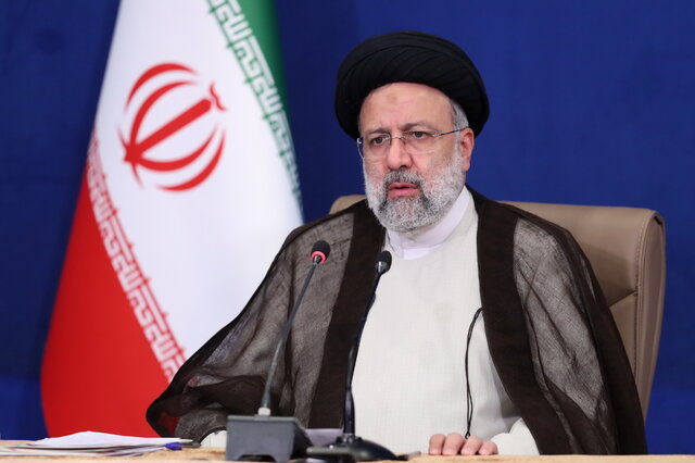 رییسی: پرداخت مطالبات کادر درمان با اولویت انجام شود