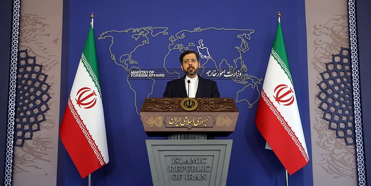 خطیب‌زاده: مذاکرات وین در داخل وزارت خارجه پیگیری می‌شود/ هیچ درخواستی برای سوخت گیری هواپیمای وزیر در لبنان مطرح نبوده