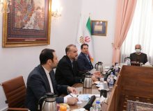 وزارت خارجه صدور کارت ملی برای ایرانیان خارج از کشور را پیگیری می‌کند