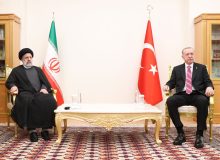 آیت‌الله رییسی: مشکلات باید توسط کشورهای منطقه حل و فصل شود