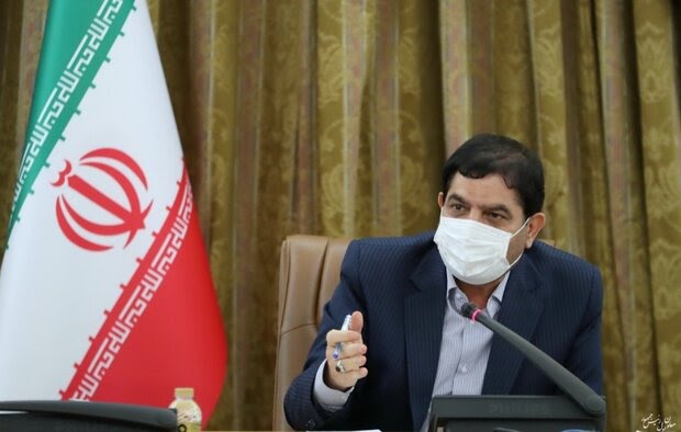 مخبر: دولت به جد به دنبال حل مشکل زاینده رود است