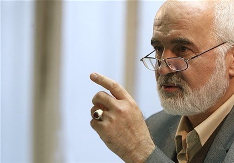 هشدار احمد توکلی درباره تبعات حذف ارز ۴۲۰۰ تومانی