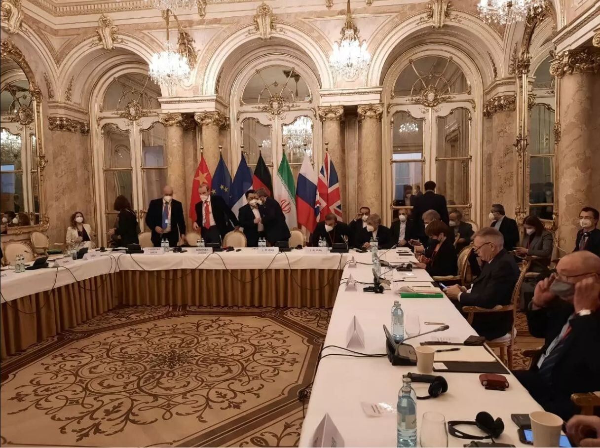 شگردها و تاکتیک ها برای منحرف سازی ذهن ایرانیان از مذاکرات وین