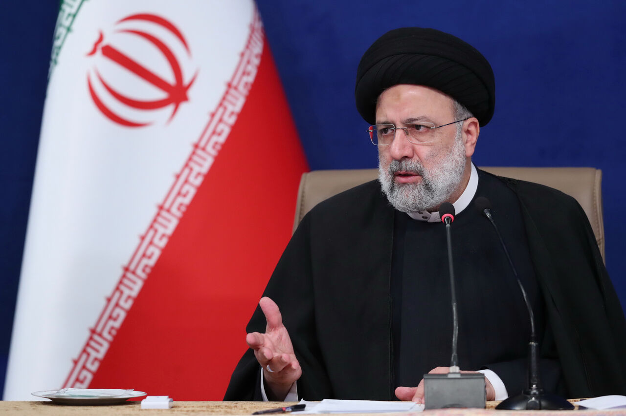 رییس جمهوری: سفرهای استانی دولت موقتا متوقف می شود