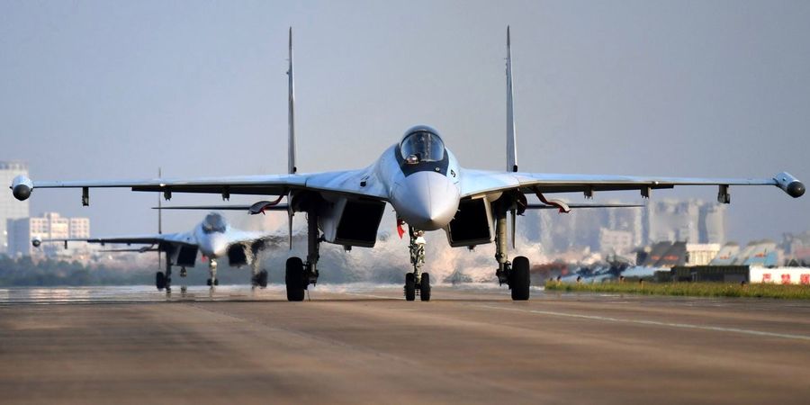 این جنگنده قدرتمند در مسیر ورود به ایران /جنگنده Su-35S را بشناسید