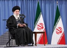 رهبر معظم انقلاب: مقابله با تحریف واقعیت ها از سوی دشمن نیازمند تهاجم ترکیبی و جهاد تبیین است