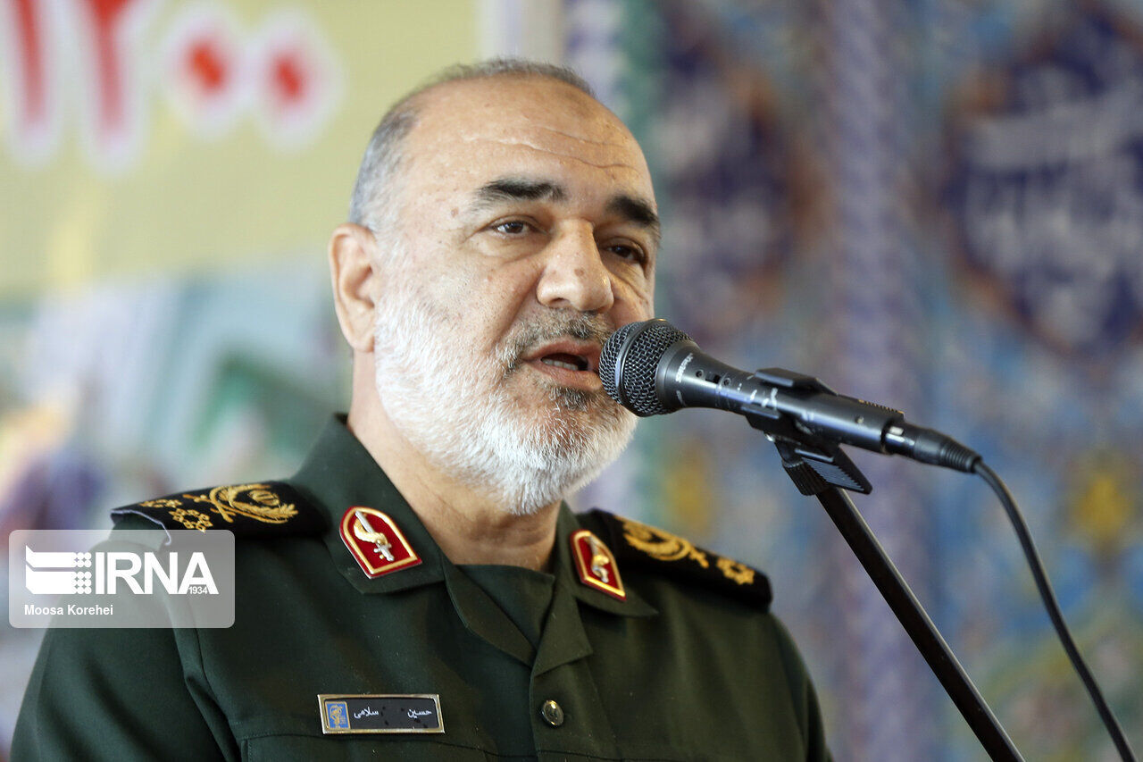 الحاق «زیرسطحی‌های هوشمند» هندسه قدرت نیروی دریایی سپاه را کامل کرد