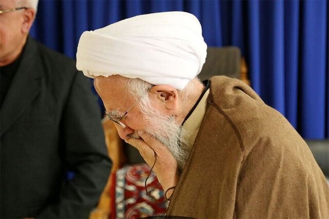 درسی از سوگواری آیت‌الله جوادی آملی در فراق همسر