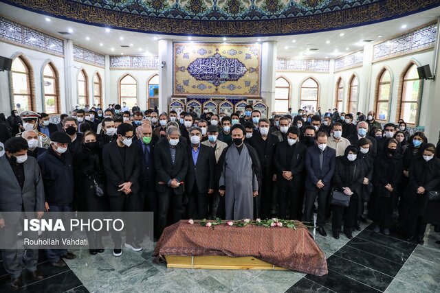 ما که جز خوبی از او ندیدیم