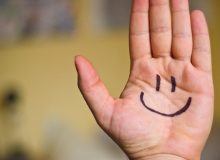 لبخند پدیده‌ای مدرن است