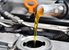 کاهش تولید روغن موتور برای بالابردن قیمت‌ها/ بازار در قبضه کالاهای تقلبی