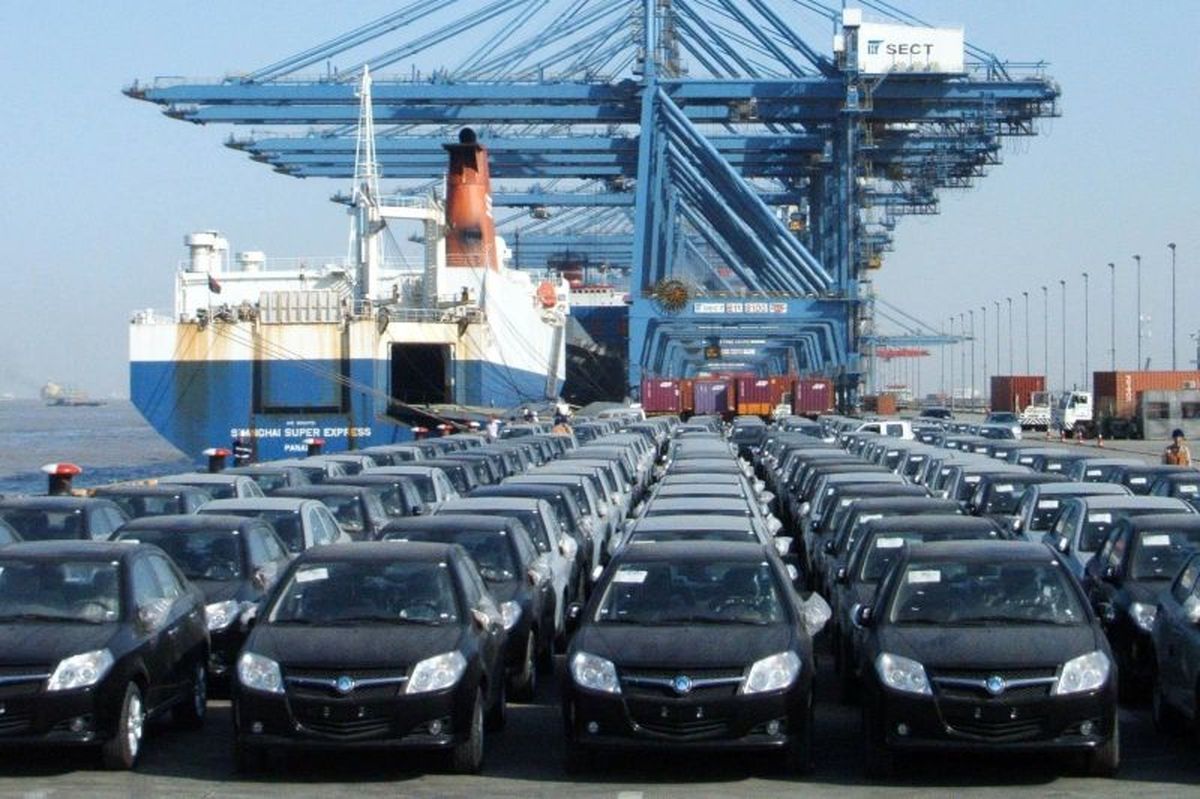واردات خودرو پوچ می‌شود؟/ تعداد خودروهای وارداتی در هاله‌ای از ابهام